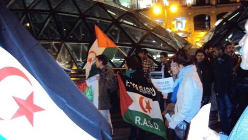 Saharauis y españoles protestan eMadrid